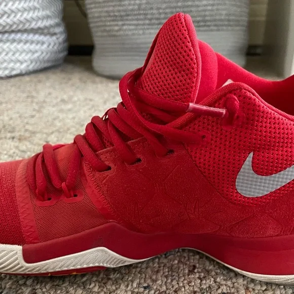 Nike ‘Red Suede’ Kyrie 3’s Sz 11 - Picture 7 of 12